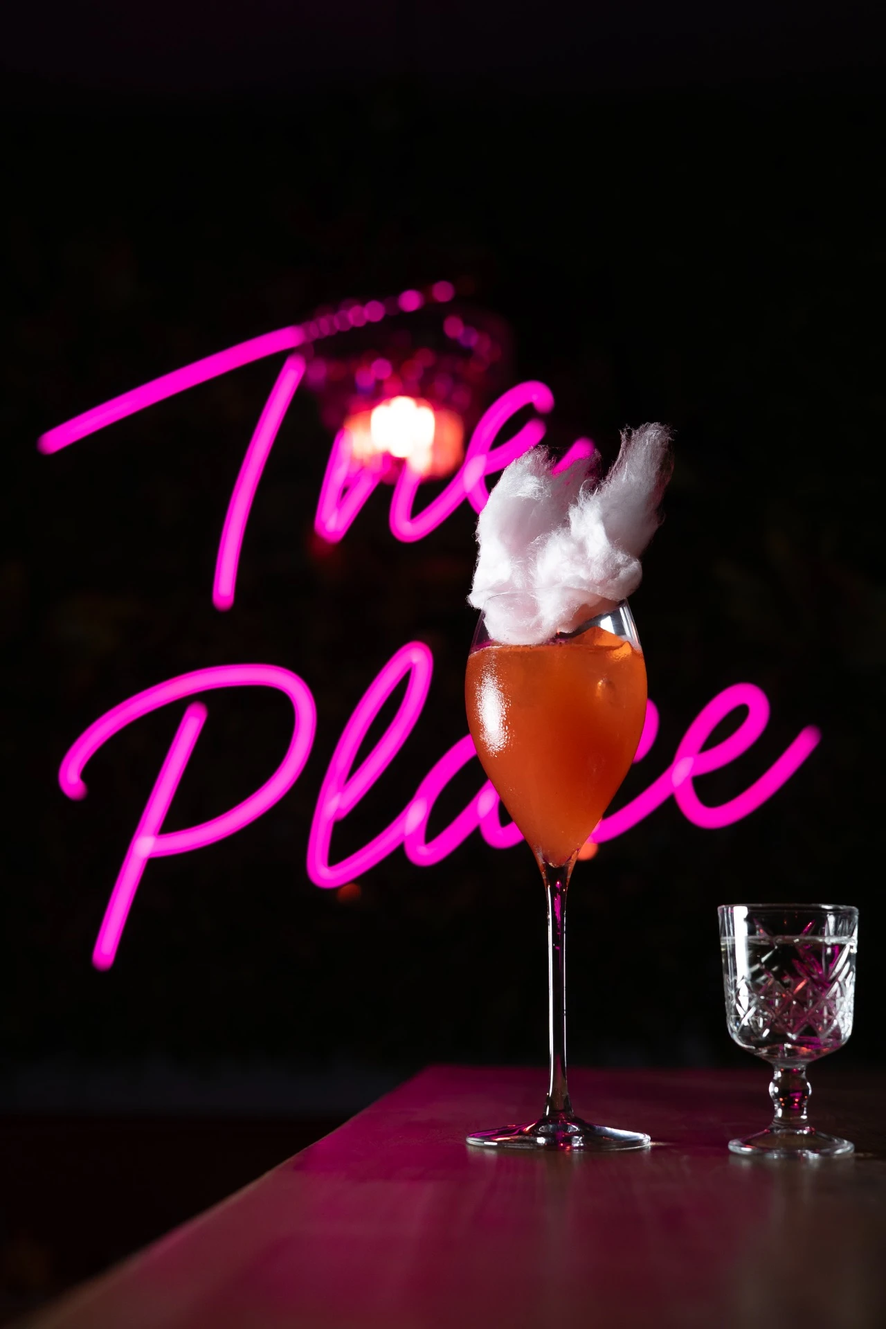 Neon The Place